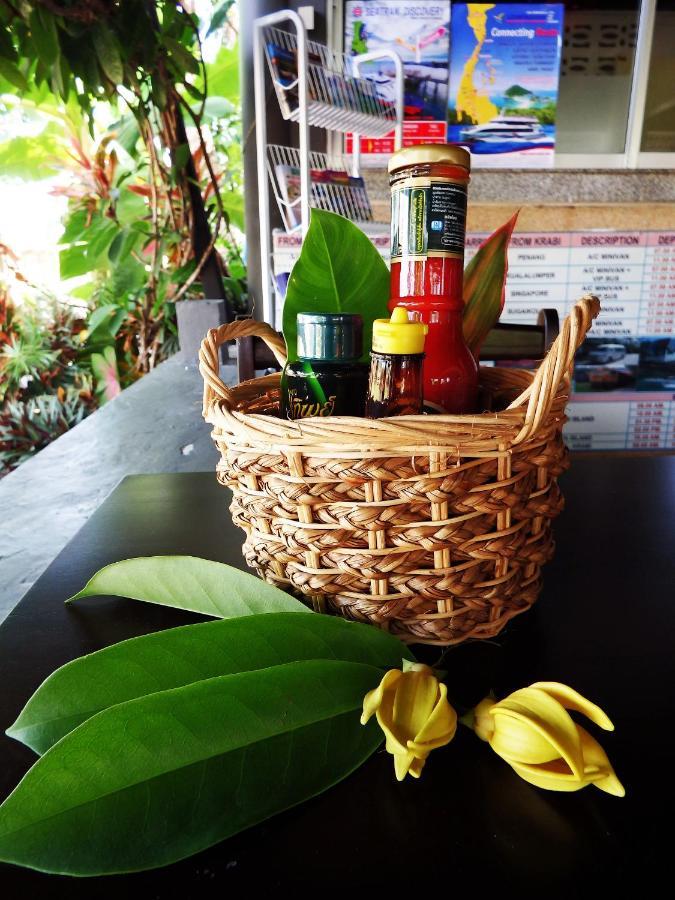 The Tara River Krabi town Екстериор снимка