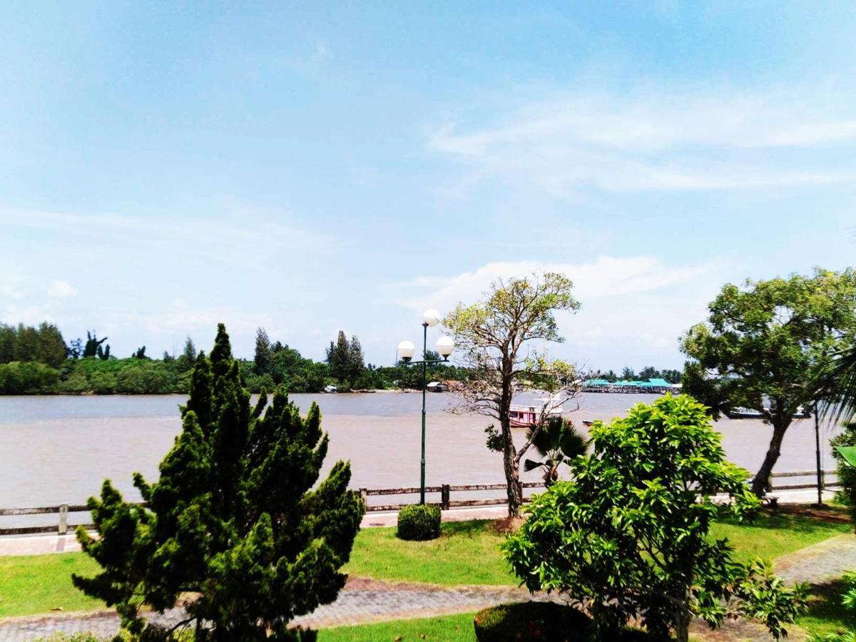 The Tara River Krabi town Екстериор снимка